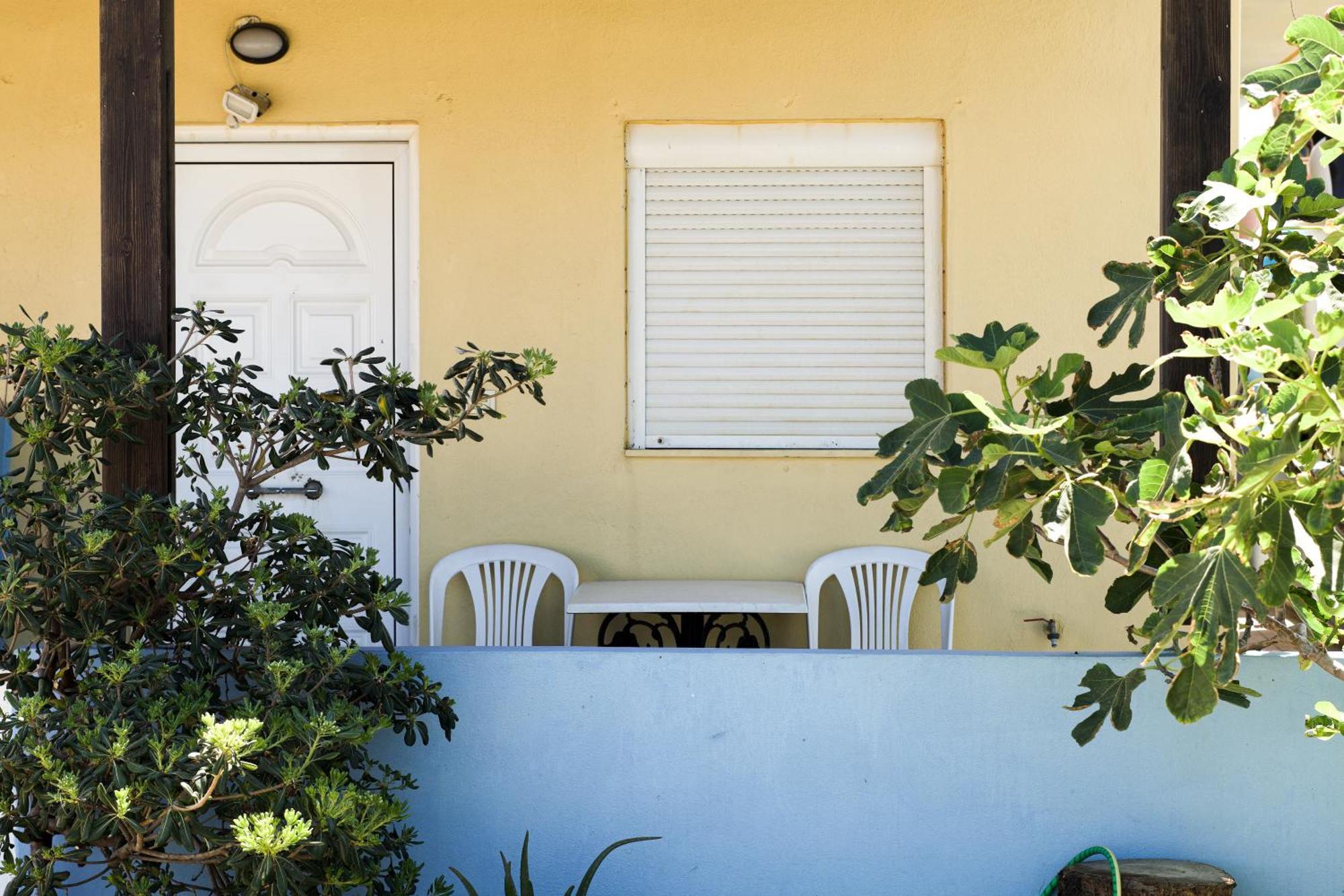 Pink Sand Sea Apartment Adelianos Kampos Exterior foto